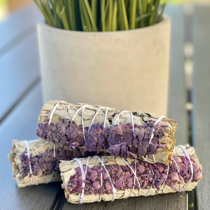 Picki Nicki - White Sage w/ Lavender Flowers Smudge Sticks in Bulk