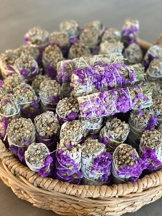 Picki Nicki - White Sage Smudge Sticks with Purple Flowers in Bulk