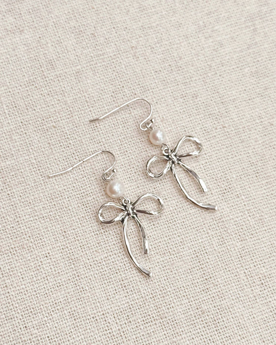 Gracie Rose Designs - Bow Pearl Drop Earrings –Silver: Silver
