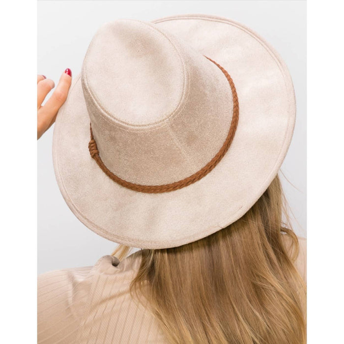 Queens INC - FEDORA HAT  SUEDE BRAID: SAND / ONE SIZE