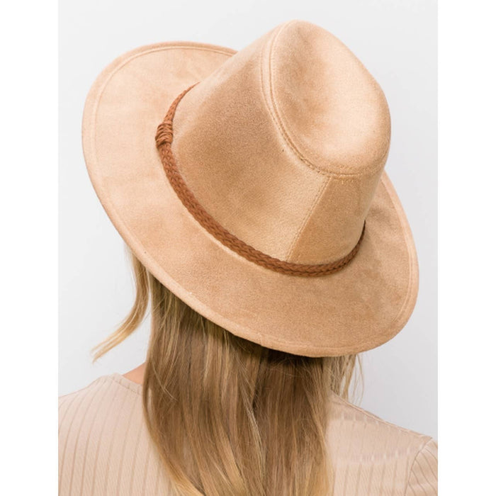 Queens INC - FEDORA HAT  SUEDE BRAID: SAND / ONE SIZE