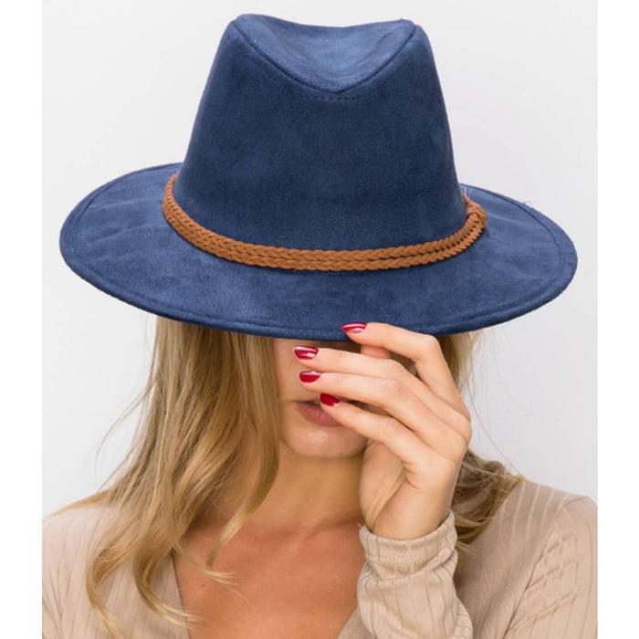 Queens INC - FEDORA HAT  SUEDE BRAID: SAND / ONE SIZE