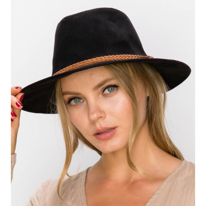 Queens INC - FEDORA HAT  SUEDE BRAID: SAND / ONE SIZE