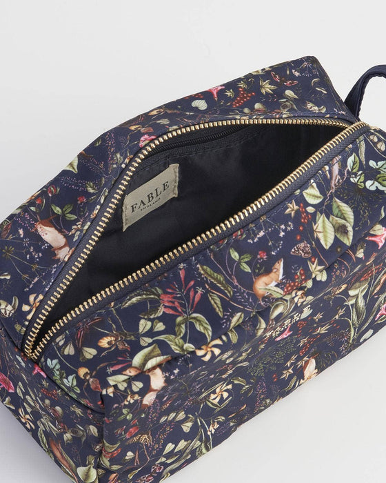 Fable England - FABLE Wolf Garden Travel Pouch