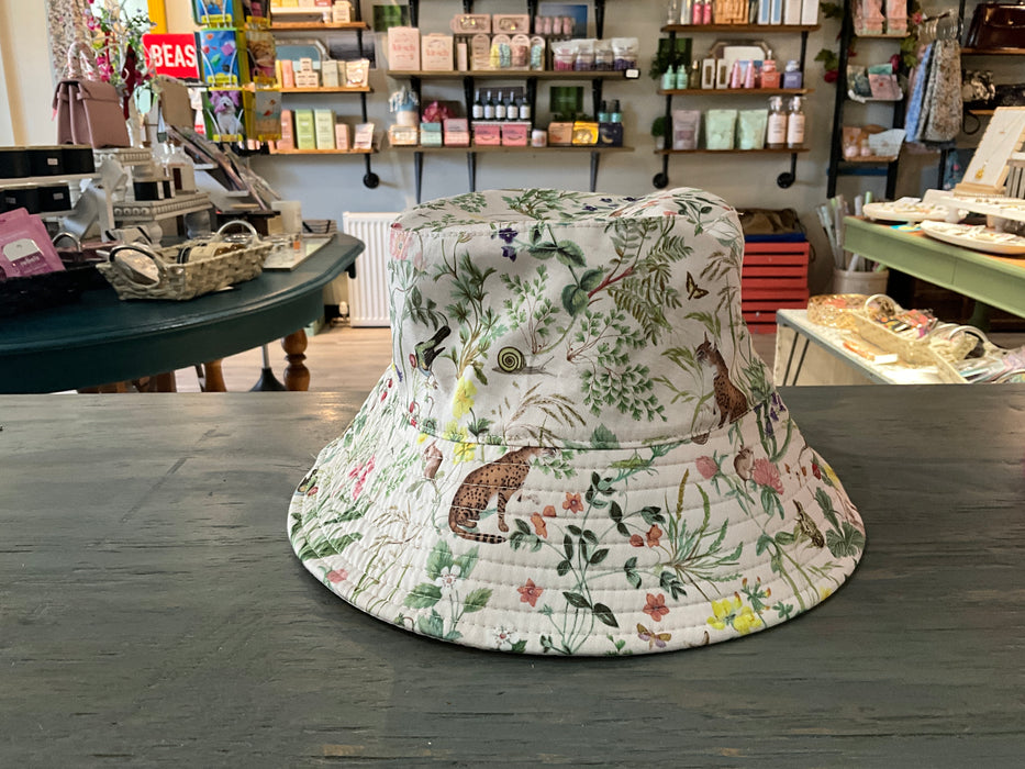 Fable England Meadow Creatures Marshmallow Bucket Hat – Cute Cottagecore Summer Hat