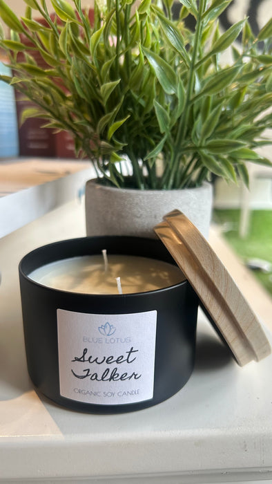 Blue Lotus Candle (6 oz) - Sweet Talker (Salted Caramel, Tonka, & Nutmeg)