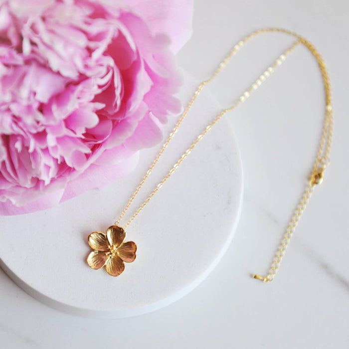Oh So Lovely - AVERY Large Flower Necklace