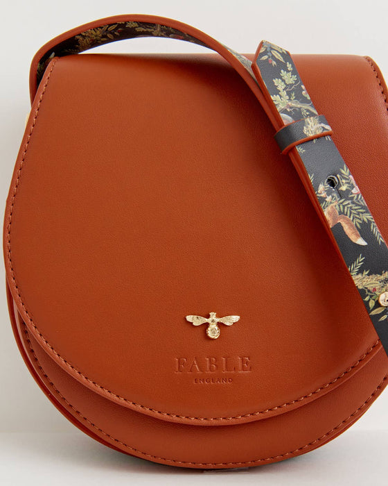 Fable England - FABLE A Night's Tale Saddle Purse Tan