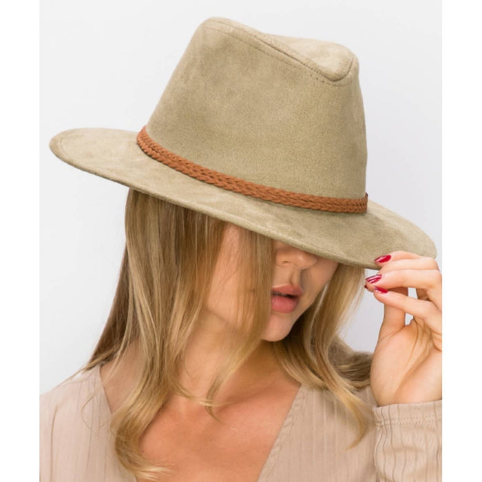 Queens INC - FEDORA HAT  SUEDE BRAID: SAND / ONE SIZE